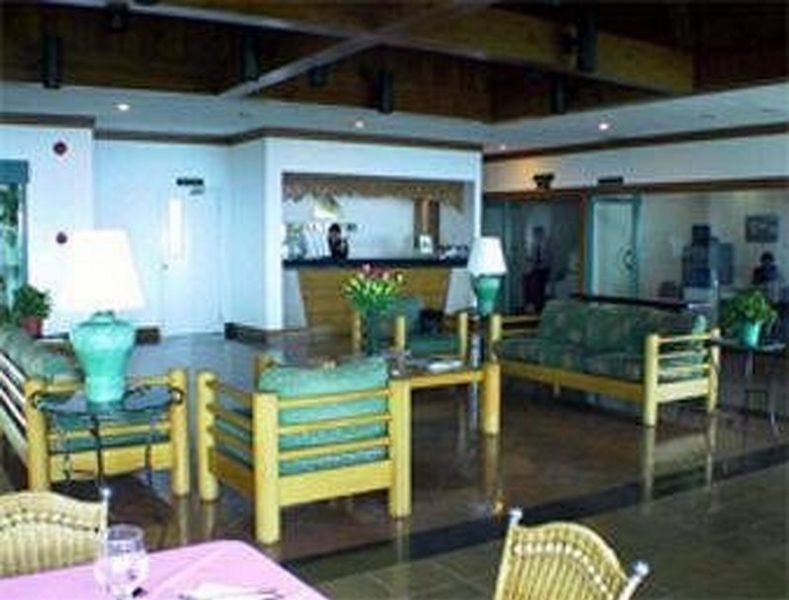 Days Hotel Tagaytay Tagaytay City Interior photo